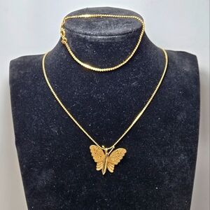 Napier Goldtone Chain Filigree Butterfly Charm Matching Bracelet Or Extender